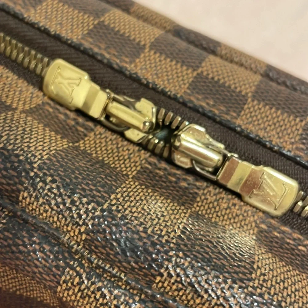 Louis Vuitton DE Naviglio